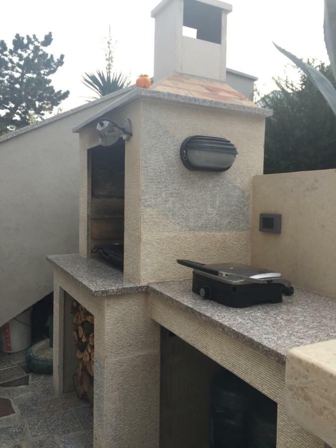 Residence4A-Appartamento Rosso Ravni Ngoại thất bức ảnh